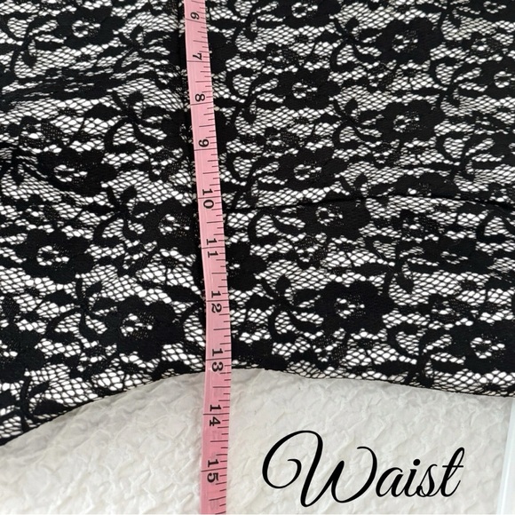 ALTAR’D STATE Fit Flare Mini Beige Black Lace Dress Sleeveless Scalloped Small - Picture 9 of 12